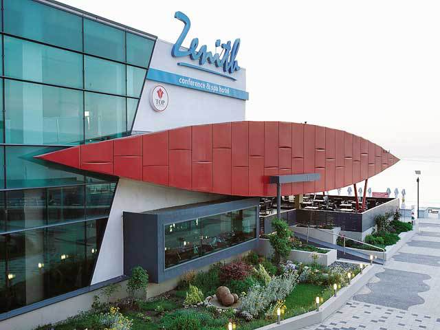 Acţionarii hotelului Zenith din Mamaia încep modernizarea faţadei şi a 110 camere. „Este important să faci renovări ca imaginea să fie atractivă şi din exterior, să prindă privirea turistului când trece pe lângă hotel.“
