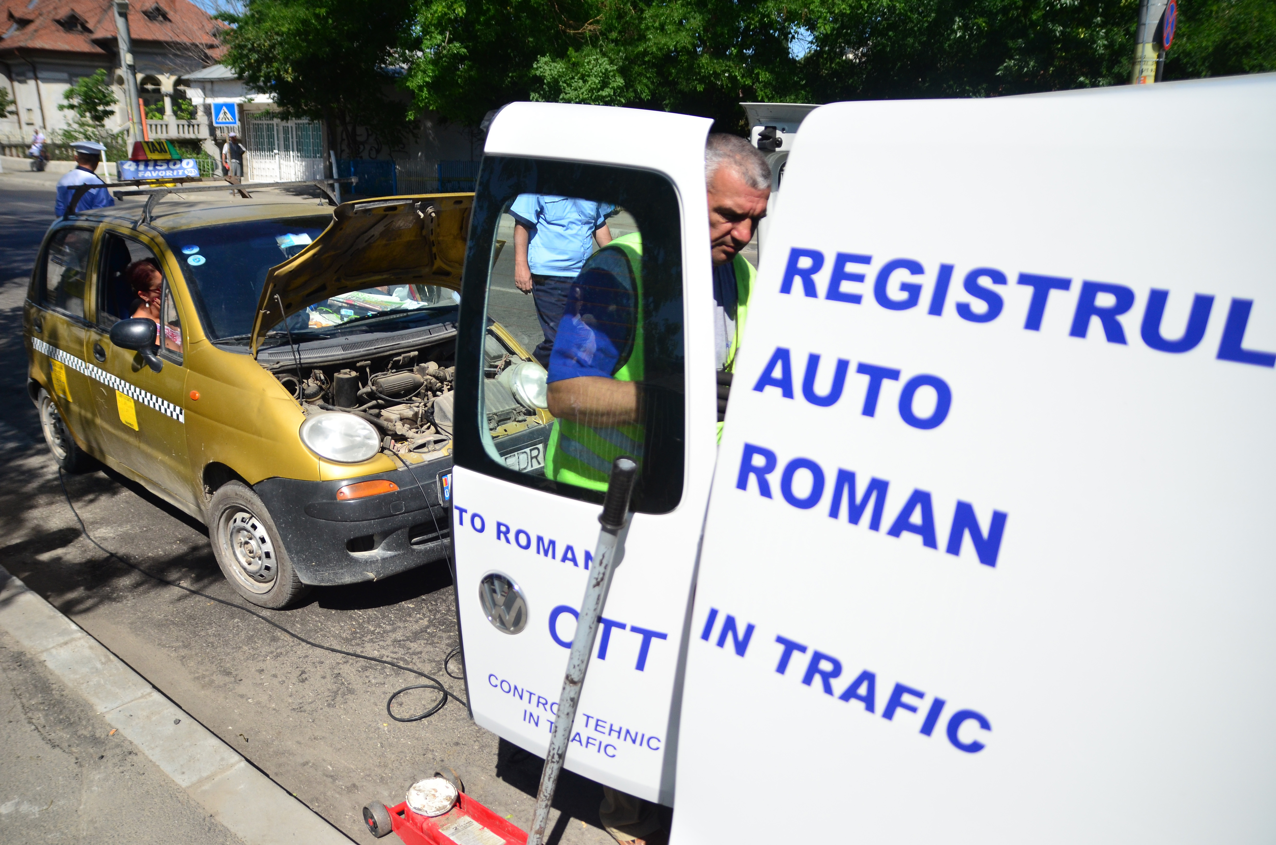 RAR verifică dacă există în România dispozitive de manipulare a emisiilor şi cere date de la VW