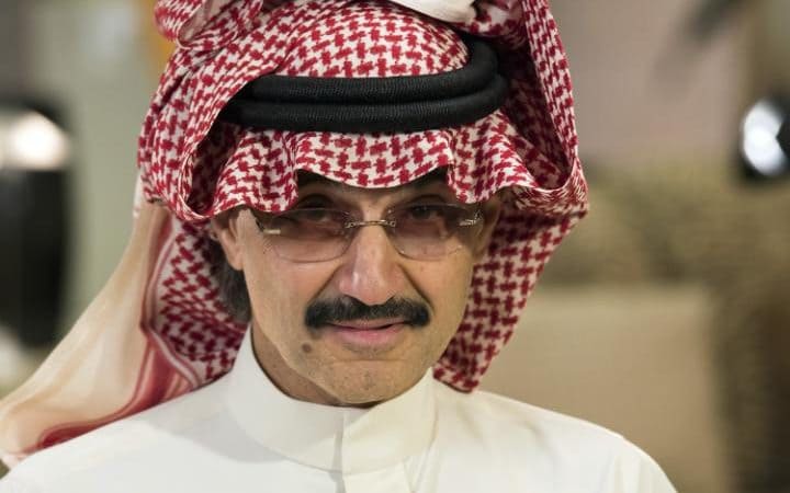 Gigantul saudit Aramco va cheltui 300 de miliarde de dolari pentru menţinerea producţiei de petrol
