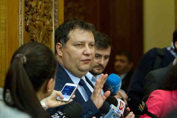 Ministrul Energiei, Toma Petcu: Rometrol să-şi plătească datoria, pentru a-şi dovedi buna credinţă
