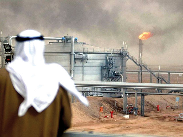 Ping-pong cu preţul petrolului după războiul dintre americani şi saudiţi: barilul de petrol Brent a trecut din nou de 80 de dolari