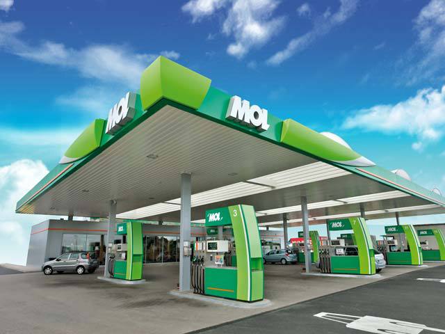 Grupul Mol atacă o nouă piaţă: Compania petrolieră îşi pune amprenta pe piaţa auto prin preluarea unui fabricant de materiale din plastic reciclat 