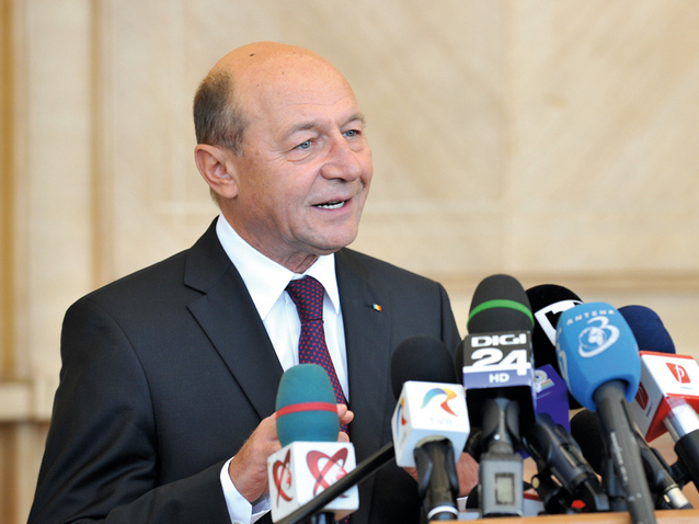 Băsescu: Lipsa statului de drept şi corupţia sunt riscuri la securitatea naţională. Vedeţi Ucraina