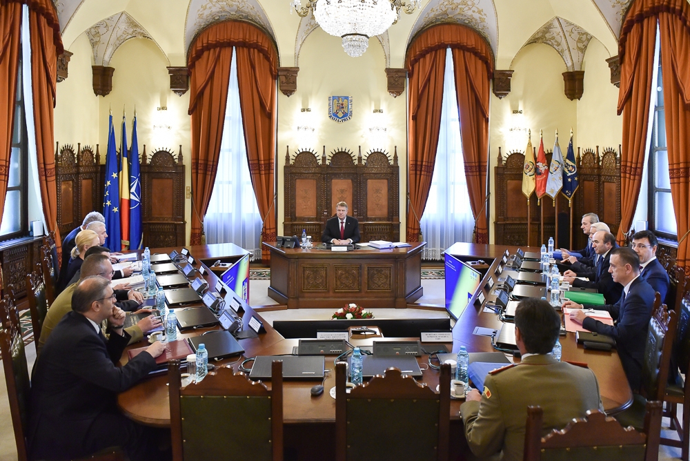 România, războinic în lupta împotriva armelor de distrugere în masă? Preşedintele Klaus Iohannis a convocat o şedinţă a CSAT, iar pe ordinea de zi este o strategie naţională pentru prevenirea proliferării armelor de distrugere în masă