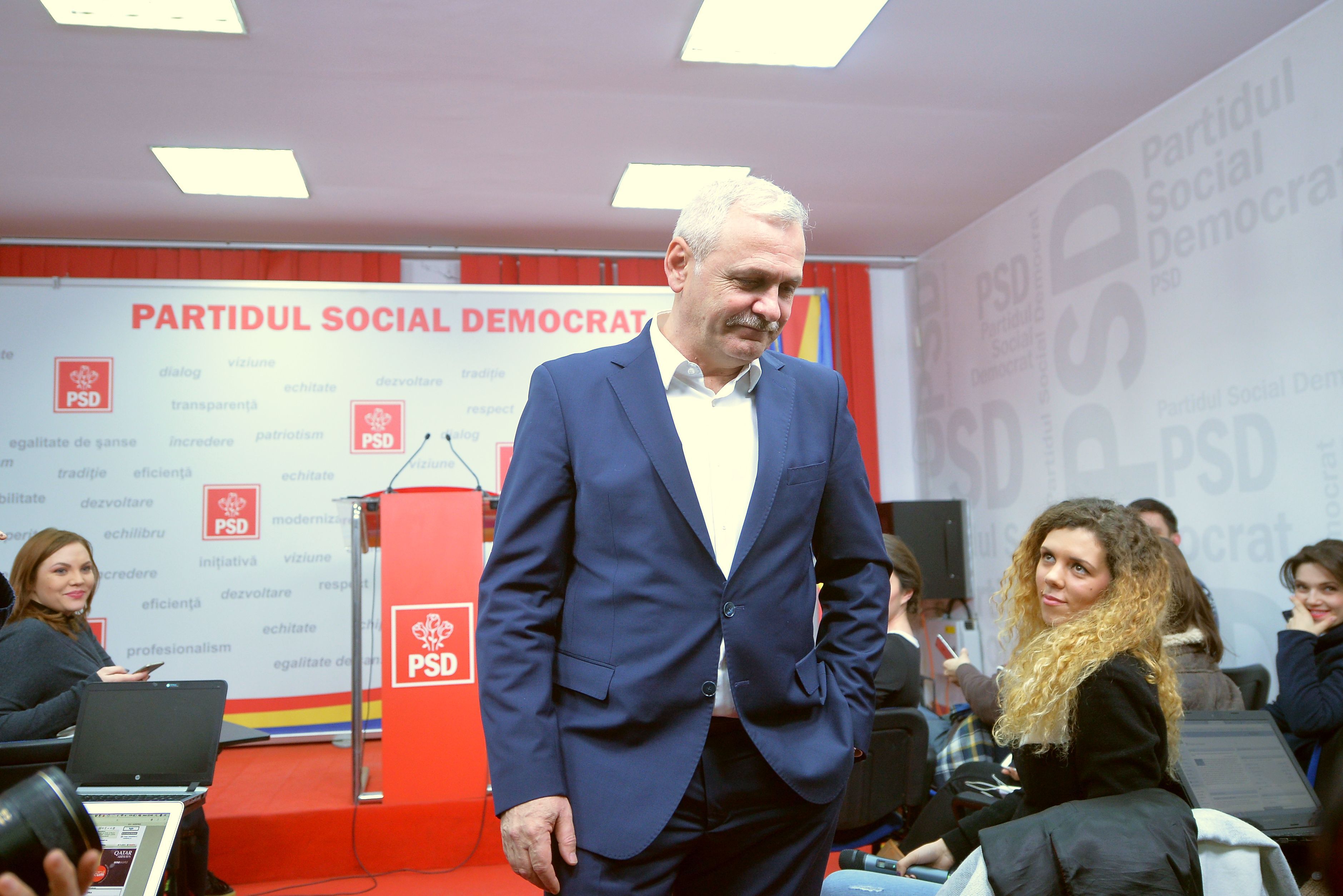 Liviu Dragnea i-a prezentat lui Iohannis lista cu semnăturile parlamentarilor majorităţii