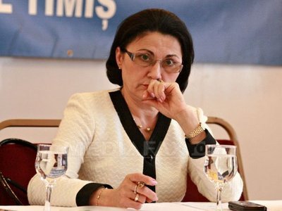 Ecaterina Andronescu, PSD: Nu foloseşte nimănui această declaraţie uşor războinică a preşedintelui