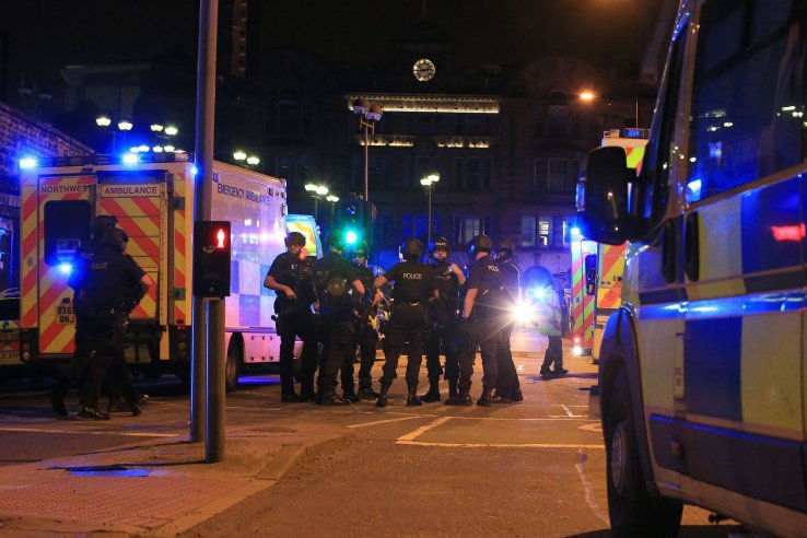 UPDATE . Posibil atac terorist pe Arena Manchester din Marea Britanie: 22 persoane şi-au pierdut viaţa, iar 59 sunt rănite în urma unei explozii