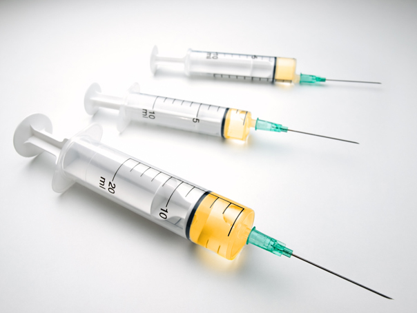 Panouri anti-vaccinare au fost amplasate pe DN 1, între Predeal şi Buşteni