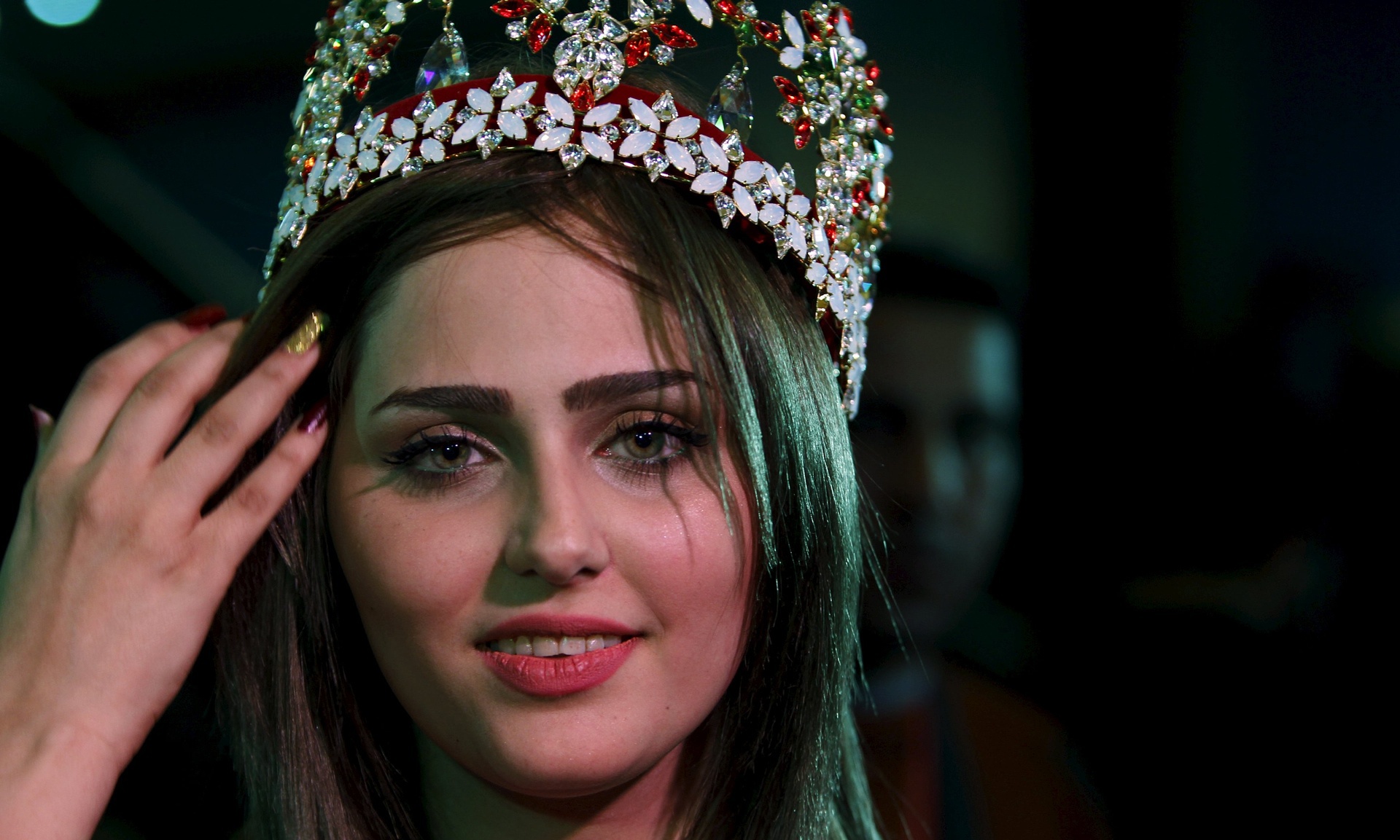 Primul concurs de frumuseţe din Irak după 40 de ani; concurentele au fost păzite cu puşti automate