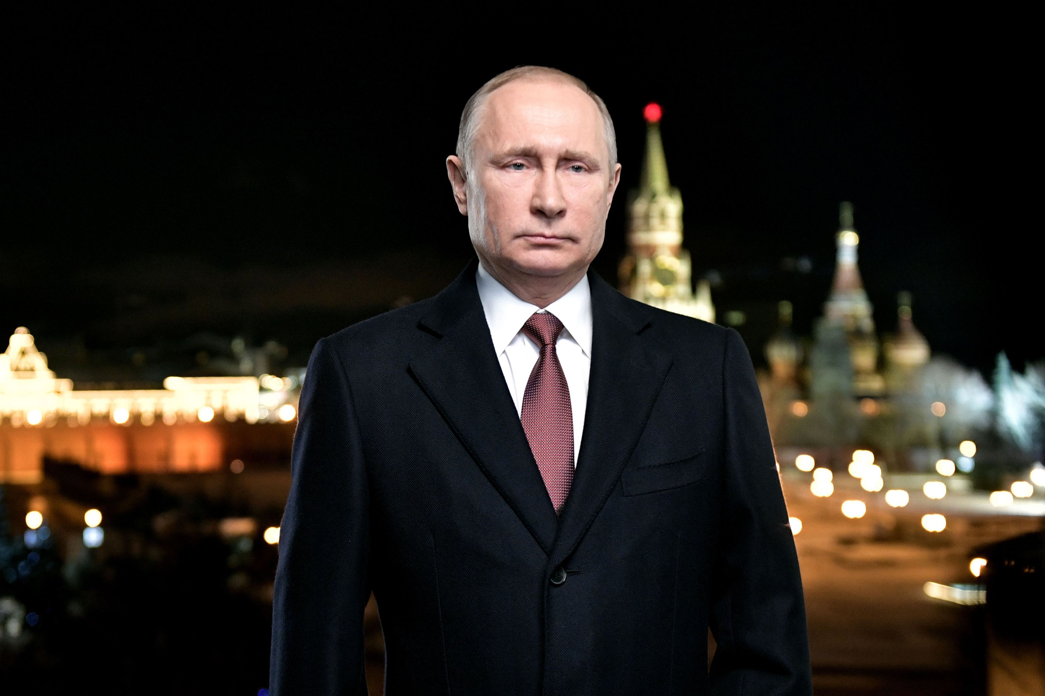 Vladimir Putin: Neglijenţa criminală şi nepăsarea sunt cauzele incendiului din Kemerovo