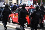 Şapte persoane au fost reţinute în legătură cu atacul din Paris