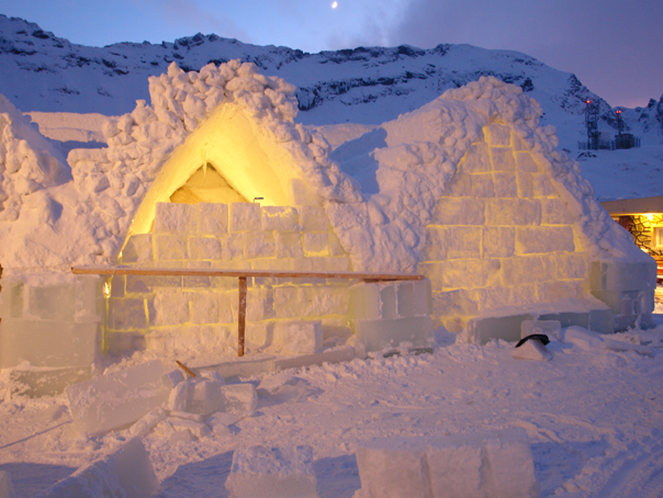 Hotelul de gheaţă de la Bâlea Lac se redeschide