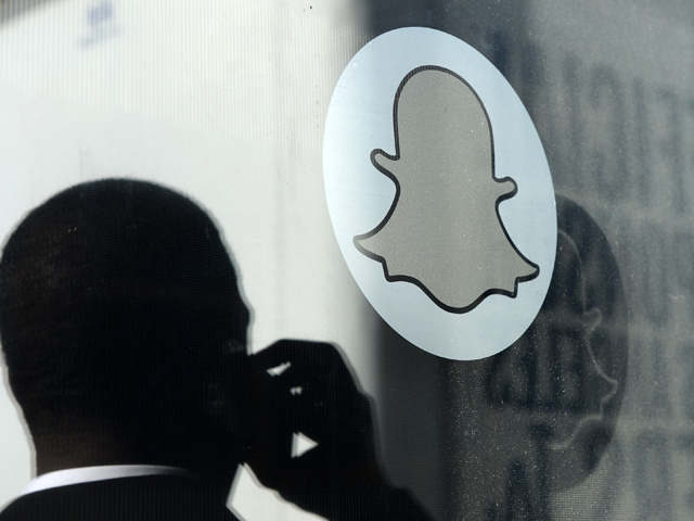 Snapchat devine una dintre cele mai complete aplicaţii de comunicare de pe mobil