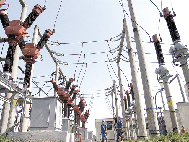 Listarea Electrica la bursă a costat 67 de milioane de lei