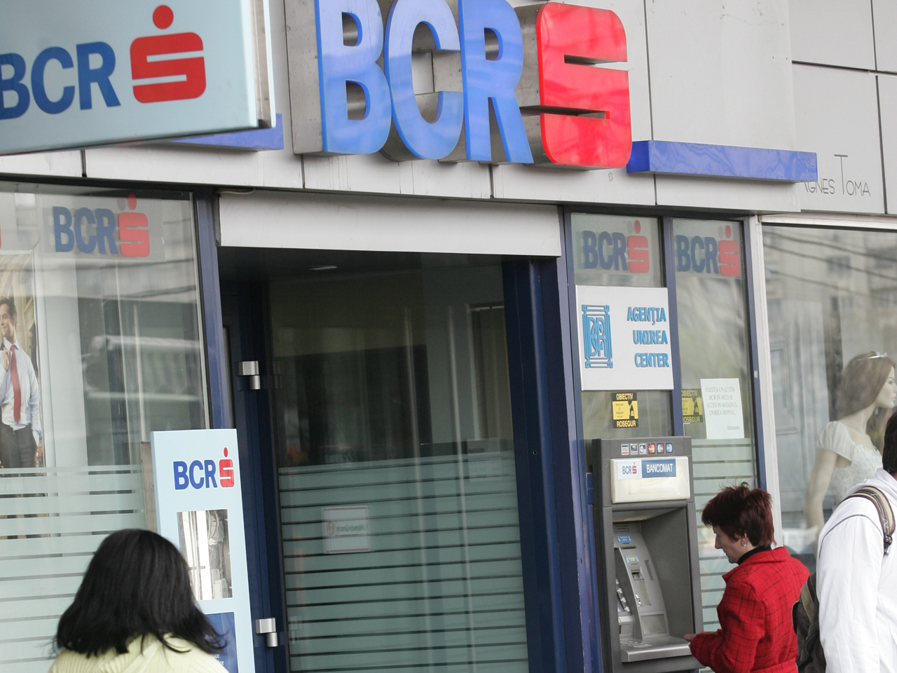 BCR a semnat în iulie o tranzacţie de 1 miliard de lei pentru vânzarea unui pachet de credite neperformante