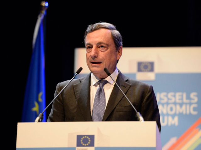 Cea mai bună ştire din Europa: Banca Centrală anunţă că dobânzile la euro vor rămâne scăzute sau chiar se vor reduce mai mult o lungă perioadă de timp. Pentru România este o veste foarte bună