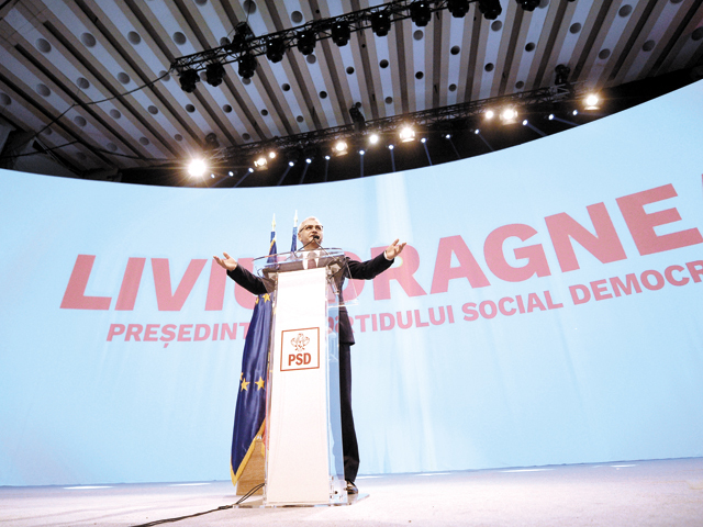 Congresul PSD a votat „adoptarea euro“ până în 2024. Liviu Dragnea, preşedintele reales „prin ovaţii“: Doar aşa putem sta la masa bogaţilor