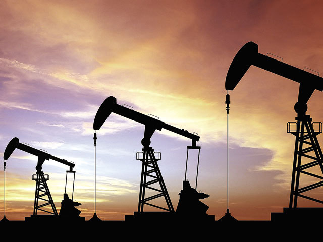 Cea mai dură lună din ultimii zece ani pentru petrol: scădere de 22% în noiembrie