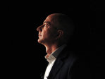 Jeff Bezos, cel mai bogat om din lume, a vândut acţiuni Amazon în valoare de 1,8 miliarde dolari