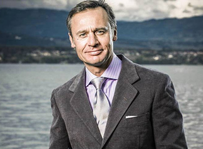Miliardarul Ernesto Betarelli, cel mai bogat elveţian, care deţine în România clinicile de imagistică Afidea, a intrat în afacerea Aston Martin, care are nevoie de oxigen