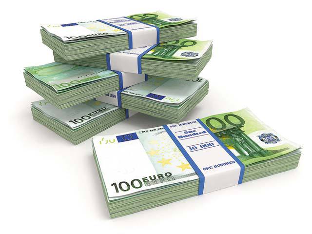 Românii plecaţi în străinătate se pot înscrie în cursa pentru 40.000 de euro