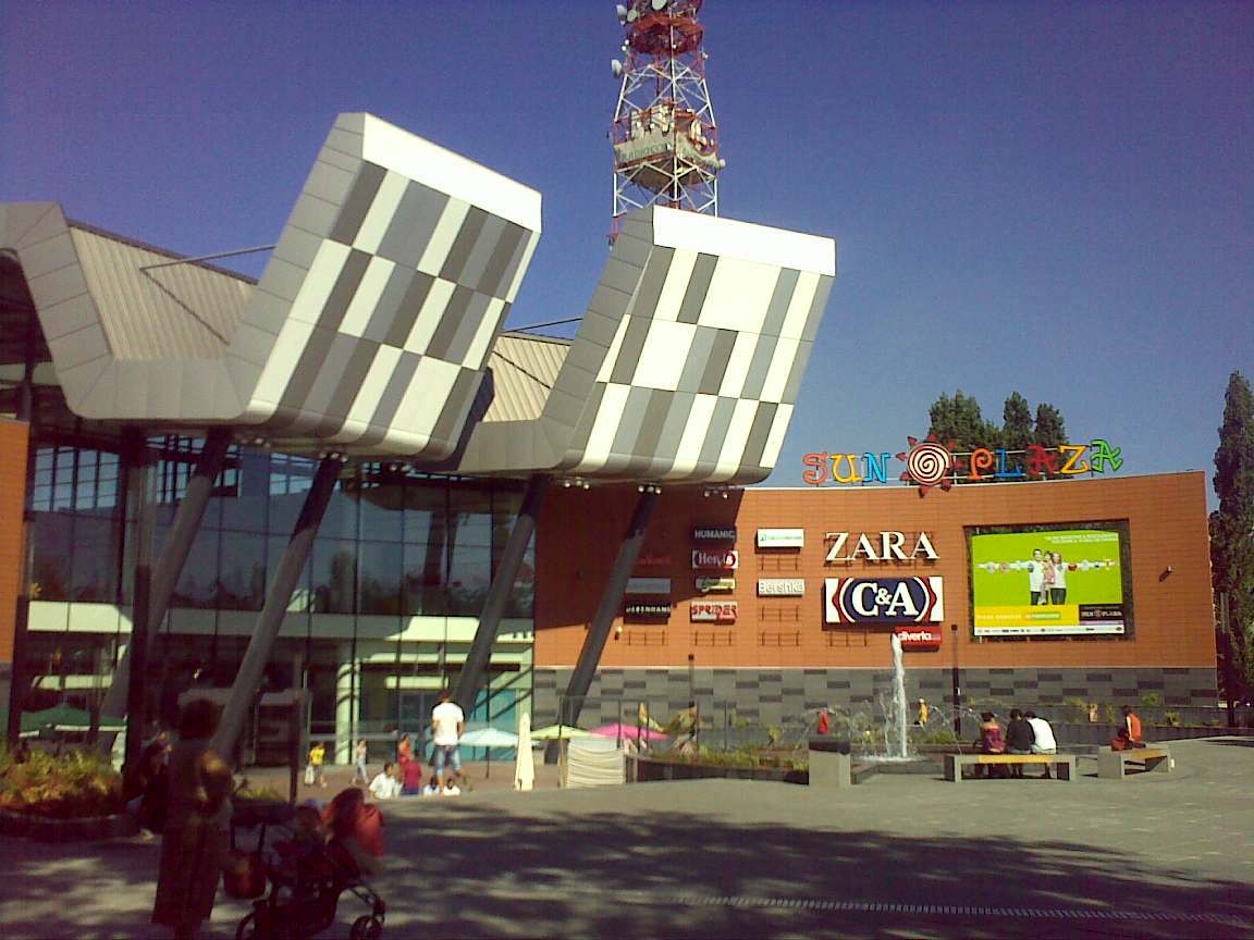Austriecii se pregătesc să extindă mallul Sun Plaza din Piaţa Sudului