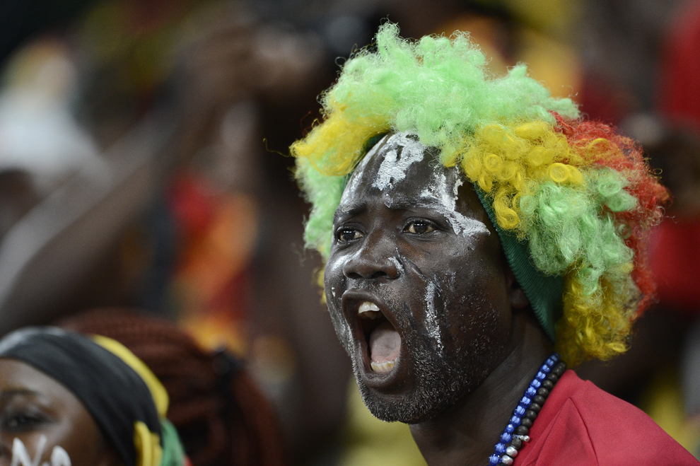 Un suporter ghanez reacţionează înaintea meciului dintre Burkina Faso şi Ghana , contând pentru Cupa Africii pe Naţiuni, pe stadionul Mbombela, în Nelspruit, Africa de Sud, miercuri, 6 februarie 2013. (Stephane de Sakutin / AFP)  