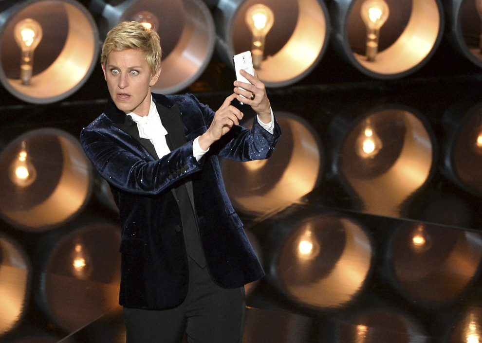 Gazda Ellen DeGeneres prezintă cea de-a  86-a ceremonie de decernare a Oscarurilor, în Hollywood, California.
