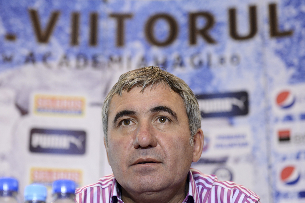 Managerul tehnic al FC Viitorul Constanţa, Gheorghe Hagi, susţine o conferinţă de presă, în Bucureşti, luni, 15 septembrie 2014.