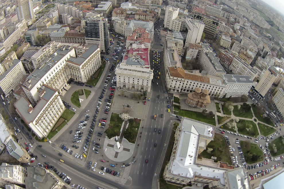 Fotografie aeriană, realizată în Bucureşti, luni, 24 martie 2014.