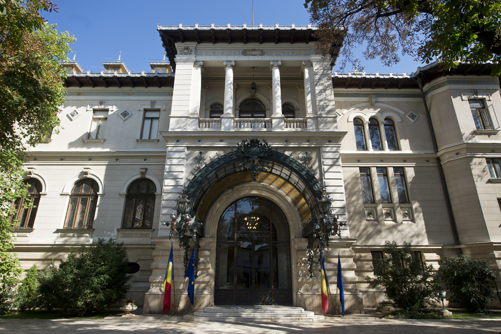 Curtea interioară a Palatului Cotroceni, miercuri, 24 septembrie 2014.