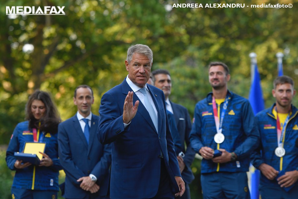 Presedintele Klaus Iohannis sustine o alocutiune la finalul ceremoniei de decorare a sportivilor medaliaţi la Jocurile Olimpice de la Tokyo, desfasurata la Palatul Cotroceni, miercuri, 18 august 2021. ANDREEA ALEXANDRU / MEDIAFAX FOTO
