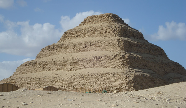 Clatorie in Egipt - Piramidele