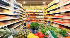 Italia, a doua ţară europeană care obligă supermarketurile să doneze alimentele nevândute