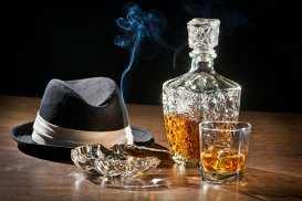 Cum recunoşti o sticlă de whisky contrafăcut