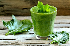 Se poartă verde: 5 smoothie-uri care îţi dau energie pentru toată ziua