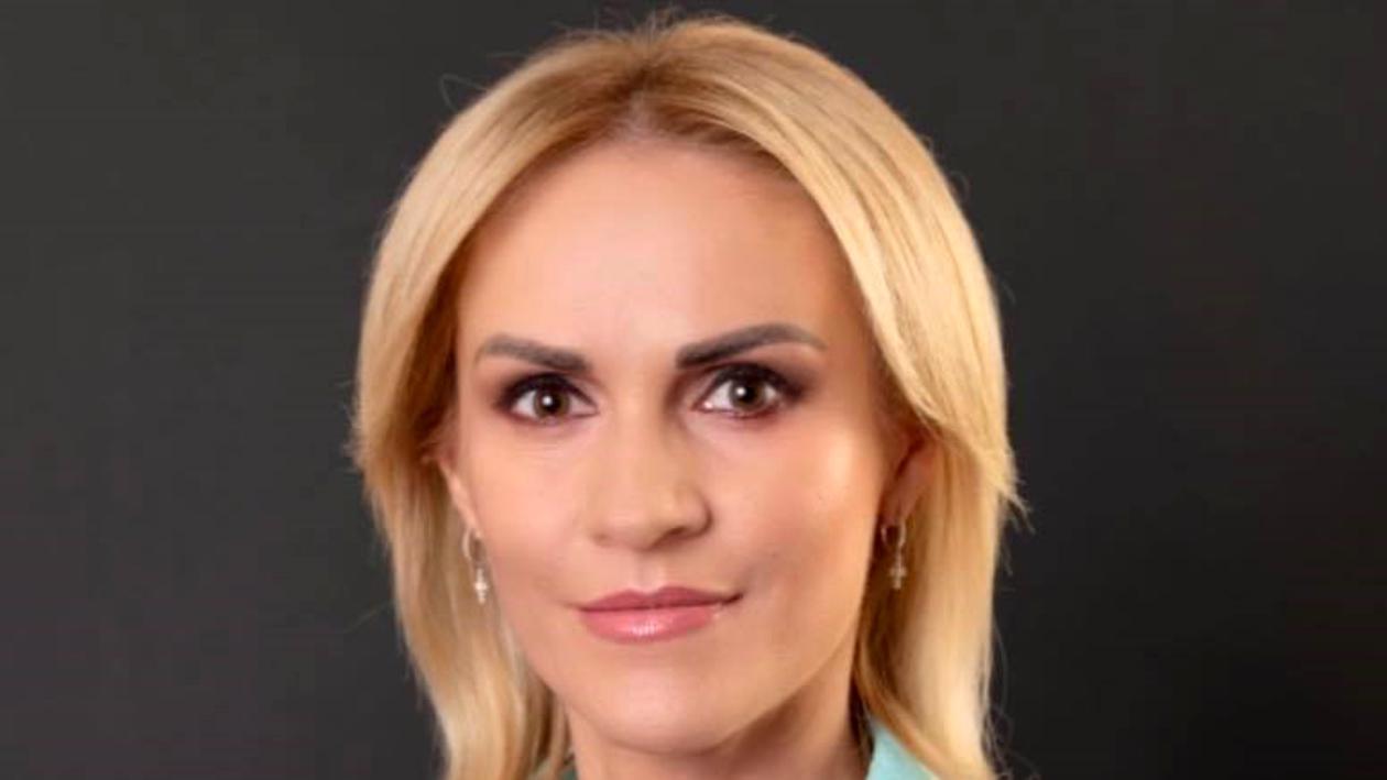 Gabriela Firea îşi depune candidatura pentru funcţia de primar al municipiului Bucureşti