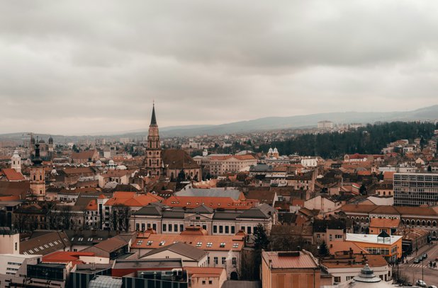 Clujul a ajuns la 3.000 de euro pe metrul pătrat, peste Sectorul 1 din Bucureşti. Cât costă un apartament în marile oraşe