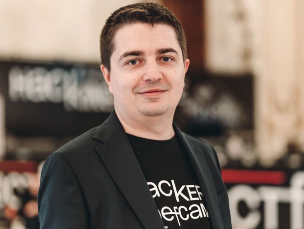 Cum se construieşte securitatea unei ţări? Un tânăr român de doar 34 de ani explică reţeta pentru a o asigura