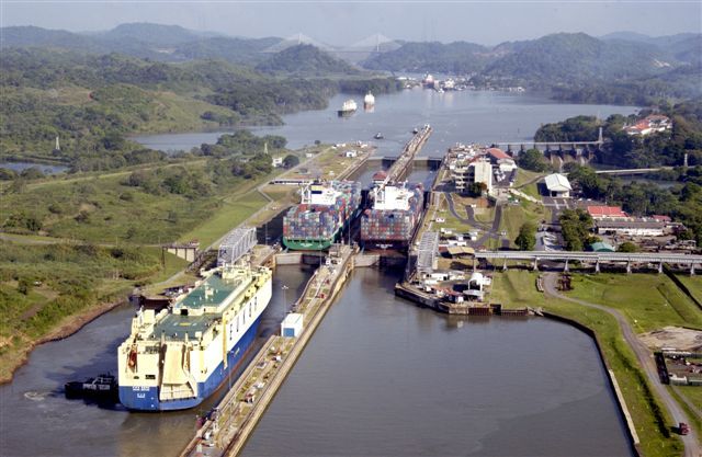 Turcii vor să-şi facă propriul "canal Panama"