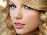 Taylor Swift   21 de ani        45 mil. dolari - locul 6