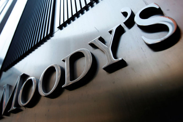 Moody's, agenţia "prietenă" Marii Britanii, ameninţă acum Regatul Unit că umblă la ratingul de ţară