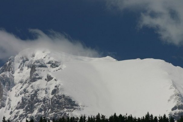 Prima zăpadă din acest sezon, la Vârfu Omu, în Masivul Bucegi