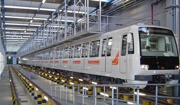 Metroul din Bucureşti introduce vagoane noi. Unde sunt construite şi când intră în circulaţie