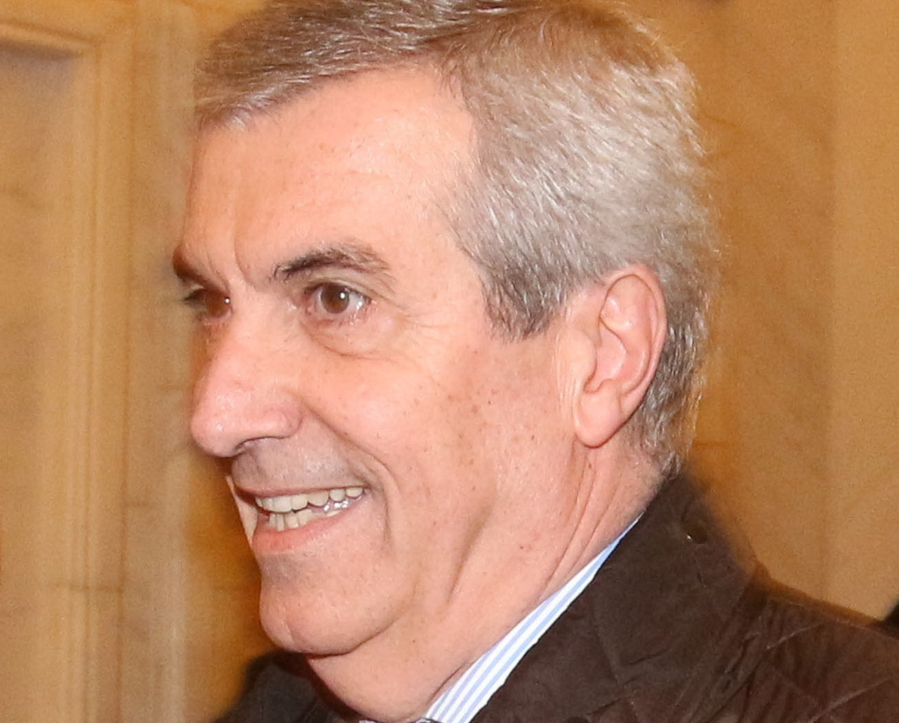  Călin Popescu Tăriceanu, candidatul USD la şefia Senatului