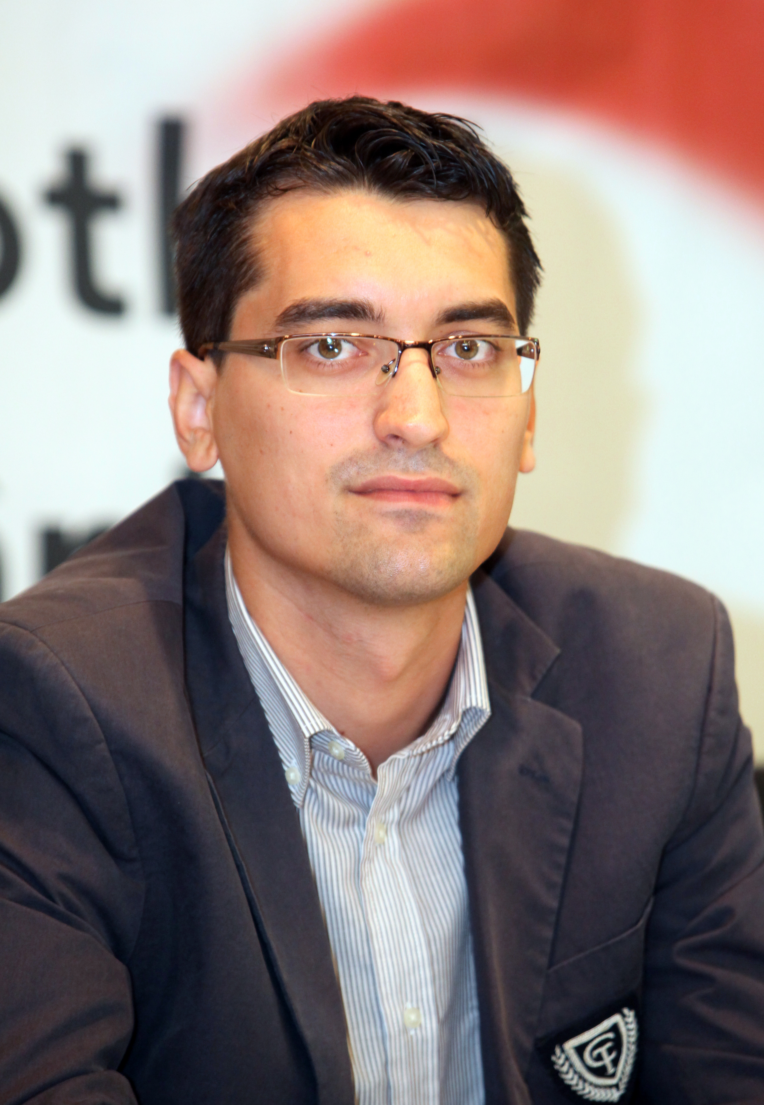Cine este Răzvan Burleanu, noul şef al FRF