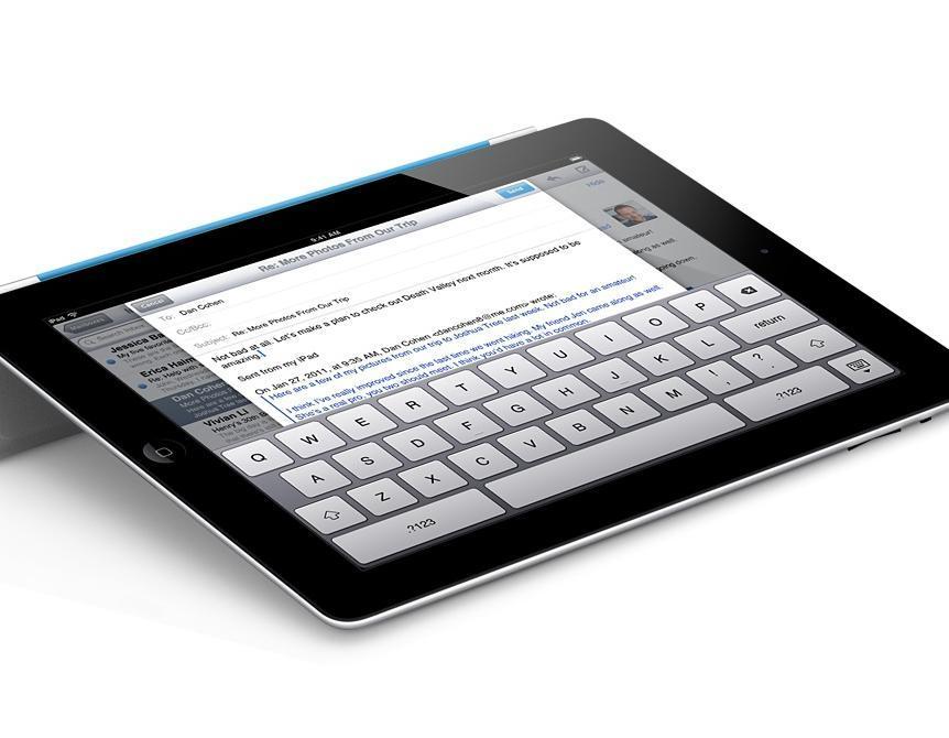 Zvon: iPad 3 se lansează la începutul lui martie şi va arăta exact ca iPad 2