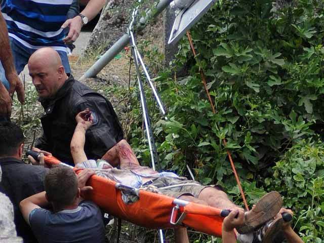O posibilă explicaţie pentru accidentul din Muntenegru: "Şoferul a încercat să evite lovirea unor copii de pe viaduct"