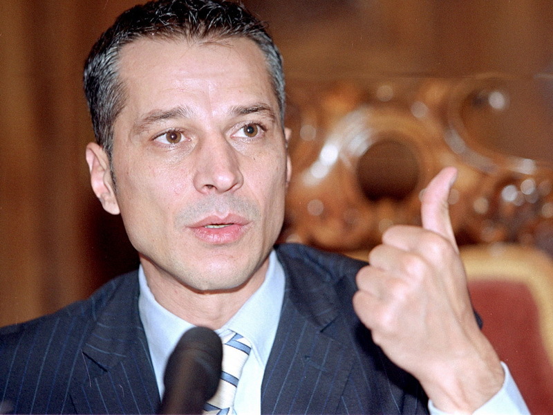 MFP: România va emite obligaţiuni în euro pe pieţele externe în următoarele două luni