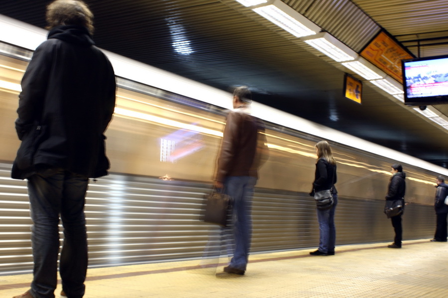 Metrorex a renegociat contractul cu Alstom. Costurile cu mentenanţa, reduse cu 34%